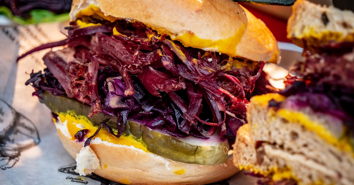 d&eacute;couvrez l'univers de la moutarde : ses vari&eacute;t&eacute;s savoureuses, ses recettes inspirantes et ses bienfaits pour la sant&eacute;. avec la moutarde, donnez du peps &agrave; vos plats et explorez des associations de saveurs uniques.
