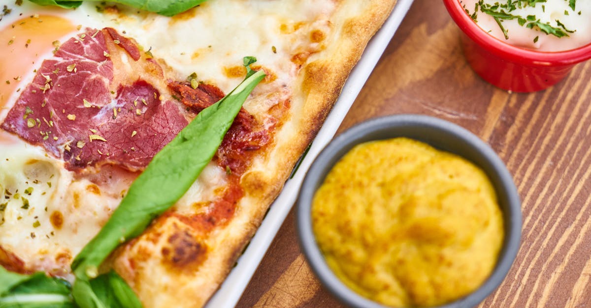 d&eacute;couvrez l'univers de la moutarde : ses vari&eacute;t&eacute;s, ses origines et ses multiples usages en cuisine. apprenez &agrave; int&eacute;grer cette condiment savoureux dans vos plats pour rehausser les saveurs de vos recettes.