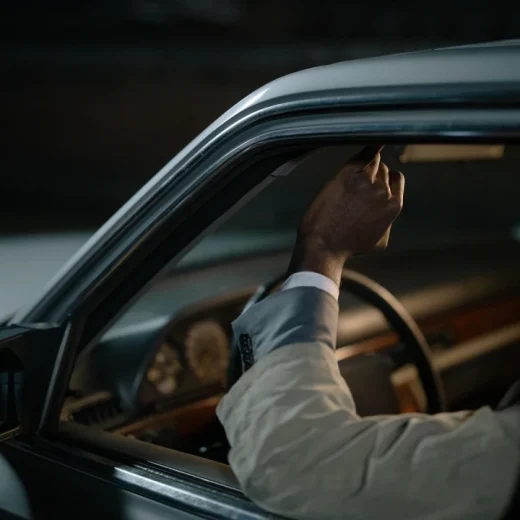 la signature d’un vrai chauffeur majordome